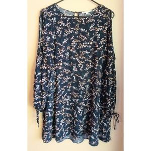 American Eagle Cold Shoulder Short  Dress Sz Small